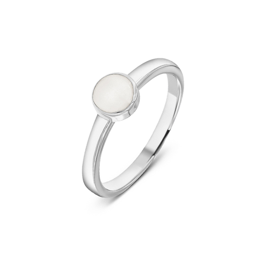 Lis breast milk ring in silver with a round stone in a raised bezel