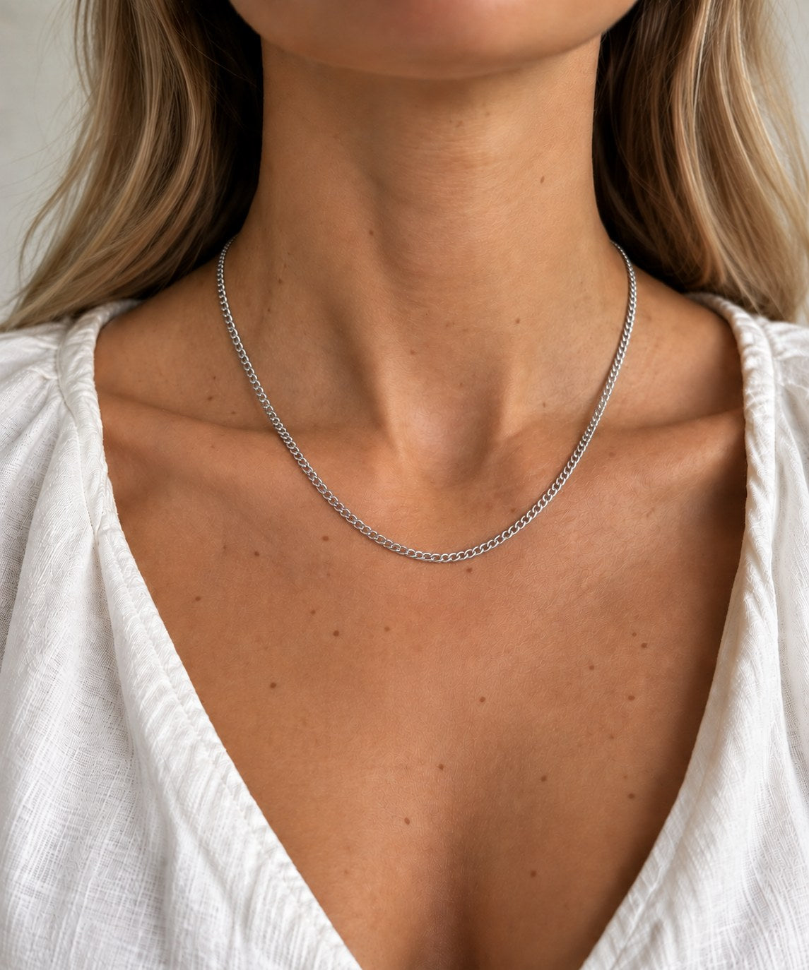 Sterling silver Statement chain in 45 cm, worn around the neck